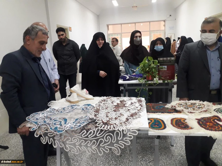 افتتاح نمایشگاه عفاف و حجاب به مناسبت گرامیداشت هفته عفاف و حجاب در آموزشکده‌ فنی و حرفه ای دختران بابل 6
