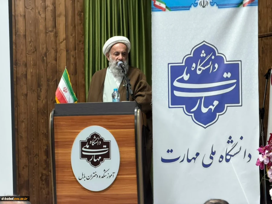 برگزاری مراسم تجلیل از خادمین و خیرین معزز، نهادها و مسئولین در ساخت یادمان شهید خوشنام آموزشکده ملی مهارت دختران بابل 6