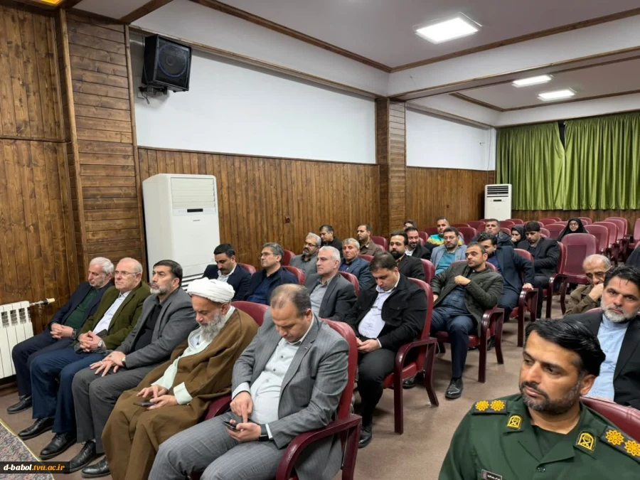 برگزاری مراسم تجلیل از خادمین و خیرین معزز، نهادها و مسئولین در ساخت یادمان شهید خوشنام آموزشکده ملی مهارت دختران بابل 8