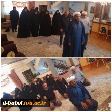 به یاد مداومت اقامه نماز اول وقت شهید ذاکریان اقامه نماز جماعت در منزل خانواده شهید محمد رضا ذاکریان با امامت حاج آقا اکبری توسط همکاران و دانشجویان آموزشکده دختران بابل